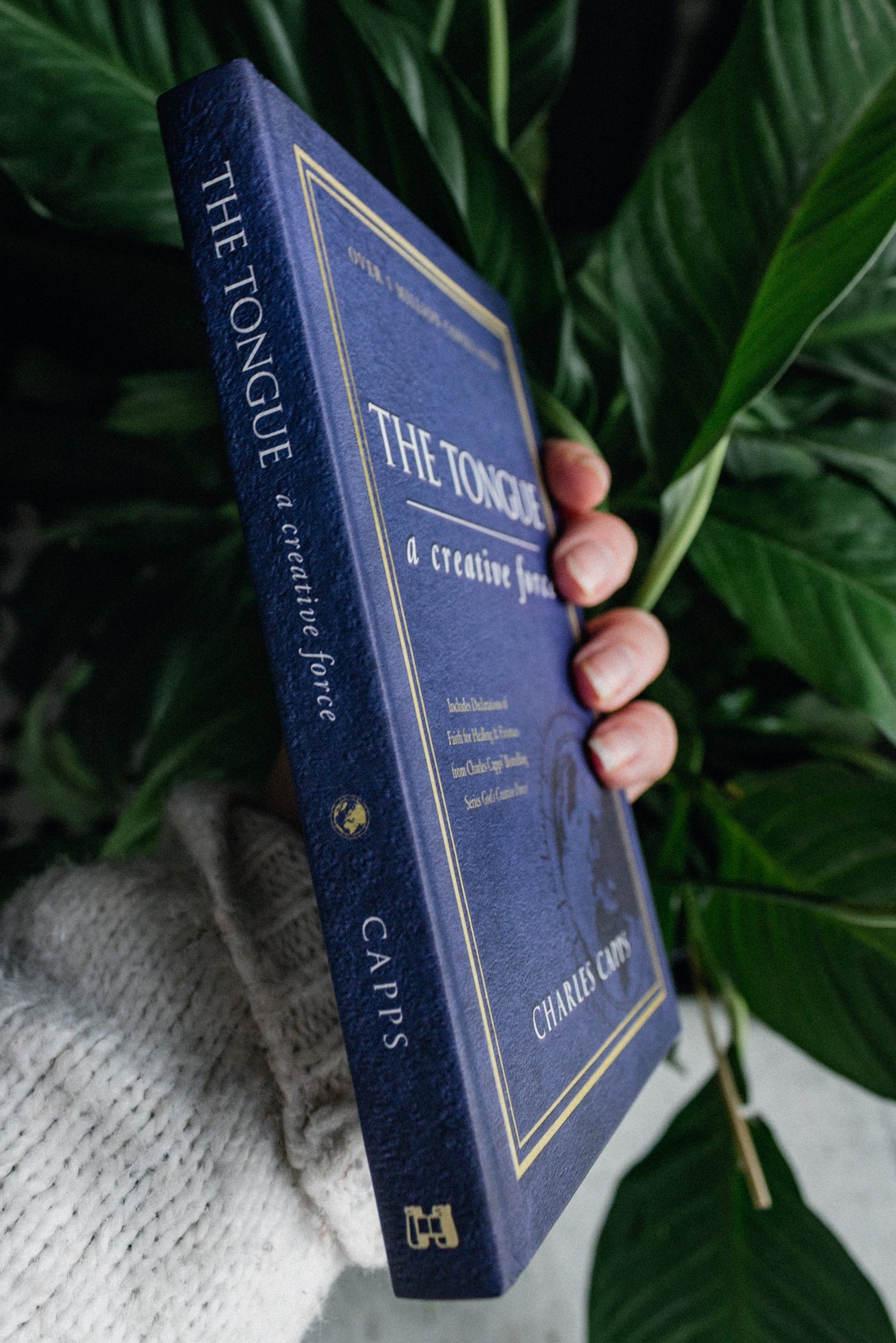 The Tongue: A Creative Force Gift Edition Hardcover – January 18, 2022 The Tongue: A Creative Force Gift Edition Hardcover – January 18, 2022