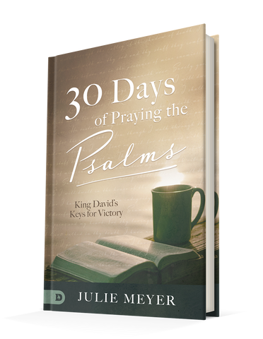 30 Days of Praying the Psalms: King David’s Keys for Victory (Paperback) – August 17, 2021